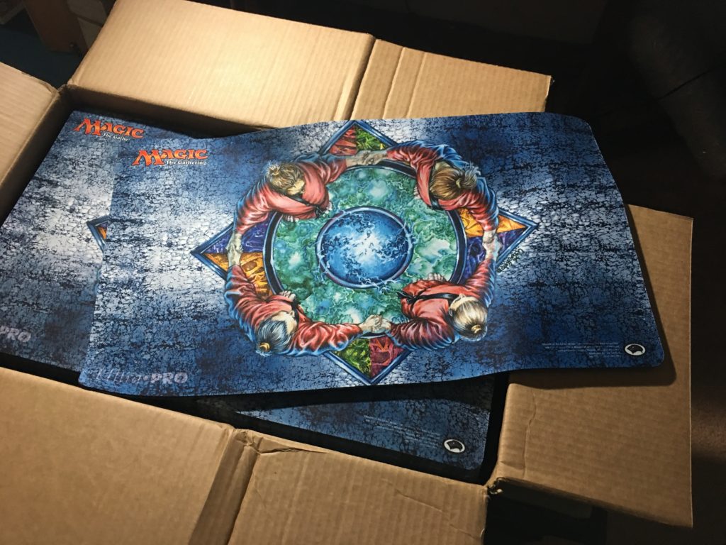 Hymn to Tourach, playmat, unboxing